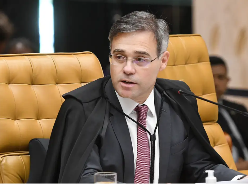 Mendonça devolve dados sigilosos de Vorcaro à CPMI do INSS