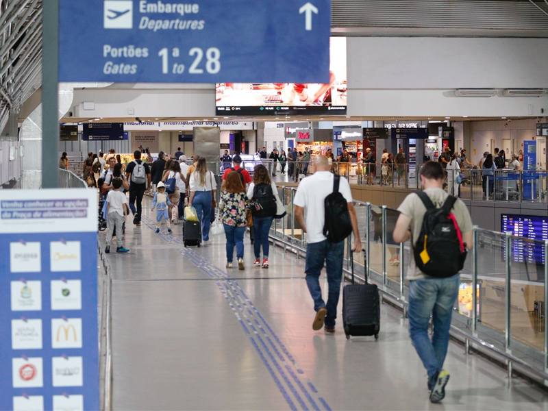 Carnaval 2026 consolida Ceará como um dos destinos mais procurados do país, com uma movimentação econômica de R$ 905,4 milhões