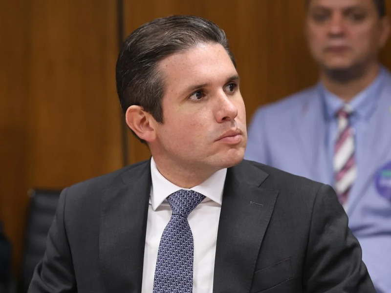 Fim da Escala 6×1 pode ser votado em maio, diz Hugo Motta