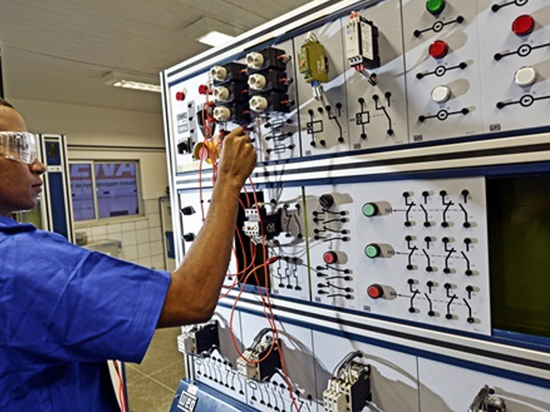 Estados terão de abrir 600 mil vagas em ensino técnico para reduzir dívidas com a União