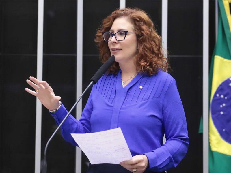 Tribunal de Roma encerra audiência sobre extradição de Carla Zambelli; decisão deve ser divulgada nos próximos dias