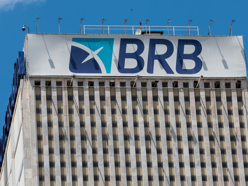 Diretor Jurídico do BRB deixa cargo após caso Banco Master