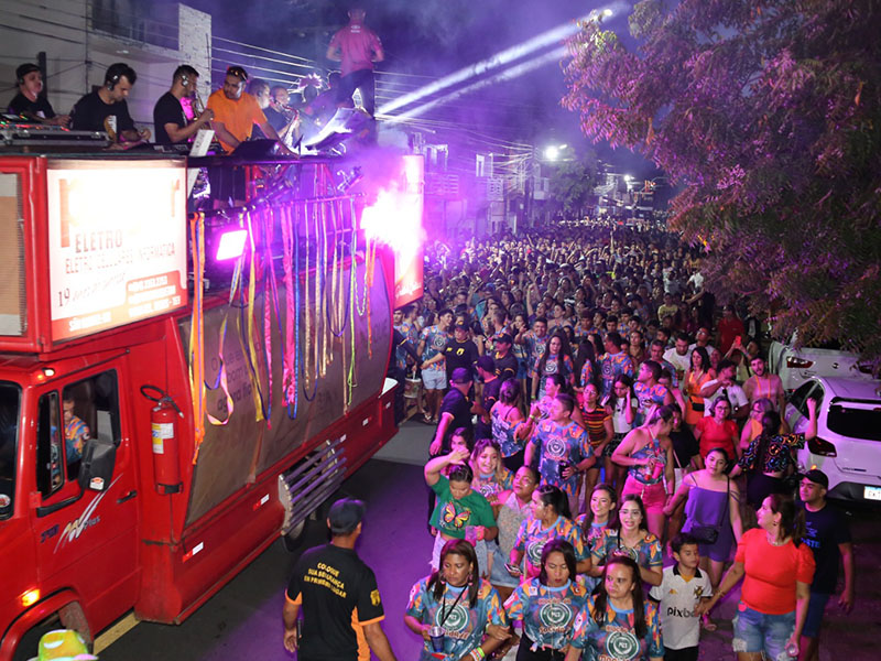 Prefeitura de Várzea Alegre divulga atrações do trio elétrico do Arrastão de Blocos