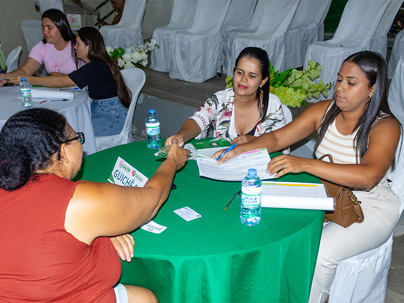 Prefeitura de Salitre entrega 3º lote do Vale Gás Social a 586 famílias