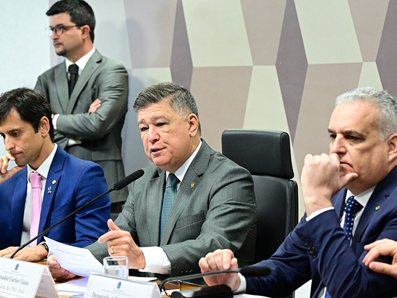 Decisão sobre quebra de sigilo de Lulinha agrava embate entre CPMI e STF