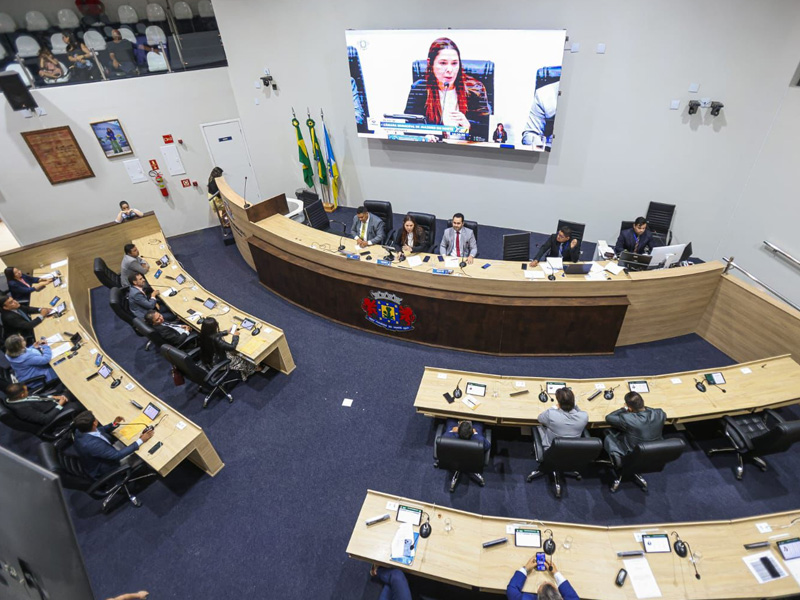 Câmara de Juazeiro do Norte aprova convocação da secretária de Infraestrutura e recebe demandas de saúde da população