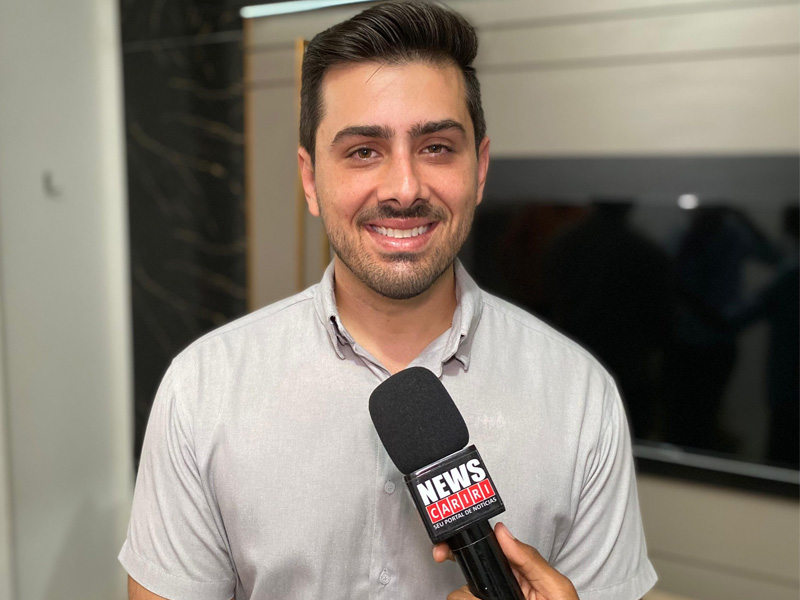 Prefeito Léo Brito anuncia ‘Bolsa EJA’ de R$ 100 mensais e amplia transporte noturno em Nova Olinda