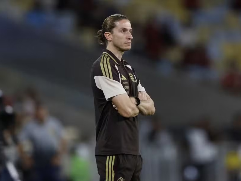 Flamengo anuncia a demissão do técnico Filipe Luís