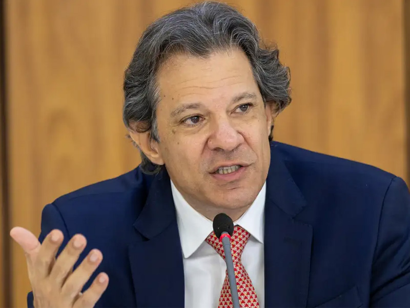 Haddad propõe mudança no ICMS para tentar conter alta dos combustíveis