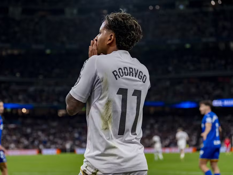 Rodrygo rompe ligamento do joelho e está fora da Copa do Mundo de 2026