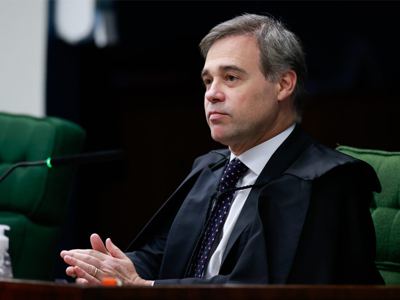 Mendonça acata recurso e ordena que Alcolumbre prorrogue CPMI do INSS