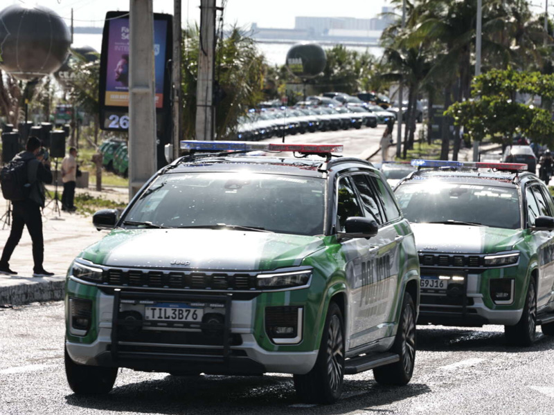 Polícia Militar do Ceará recebe mais 100 novas viaturas, incluindo 29 com blindagem