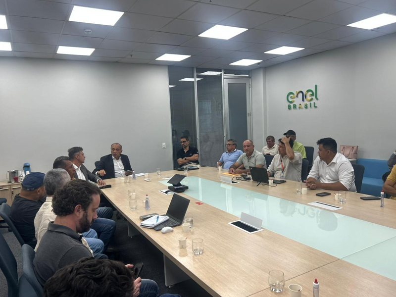 Deputado Fernando Santana lidera reuniões com produtores irrigados em Fortaleza