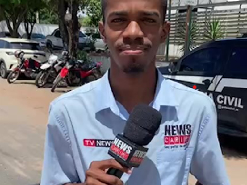 🔴AO VIVO: Polícia Municipal conduz à delegacia suspeitos de receptação dos objetos furtados em casas e escola em Juazeiro do Norte