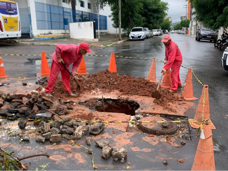 Trecho das ruas Santa Isabel e São Francisco é parcialmente interditado para intervenção em Juazeiro do Norte