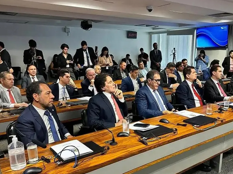 Janela partidária provoca mudanças na bancada federal do Ceará e enfraquece PDT