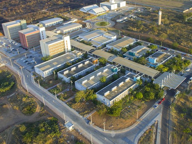 Concurso da UFCA oferece 8 vagas para docentes com remuneração de até R$ 14,9 mil