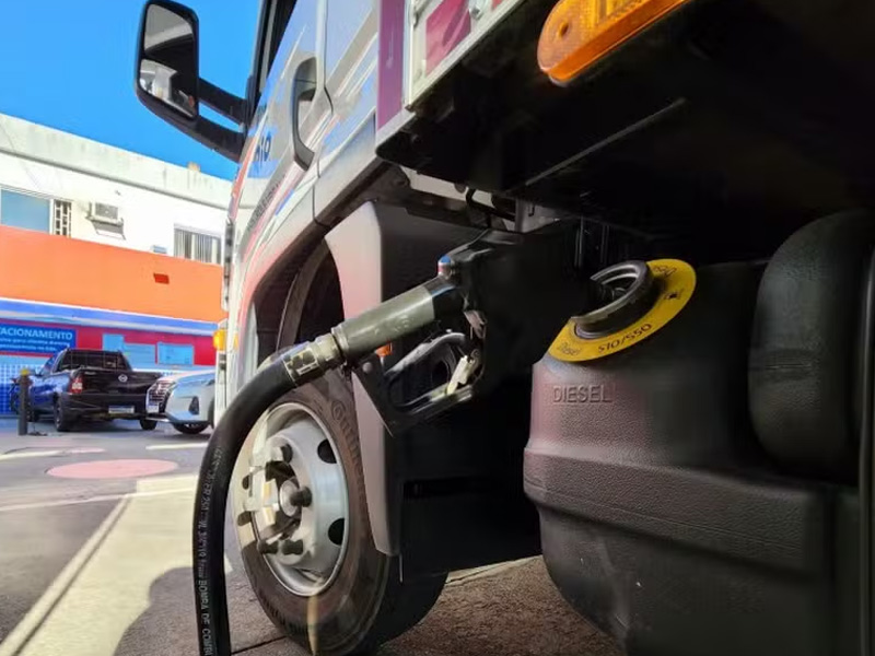 Mais de 80% dos estados aderem a subsídio ao diesel importado; Ceará confirma participação