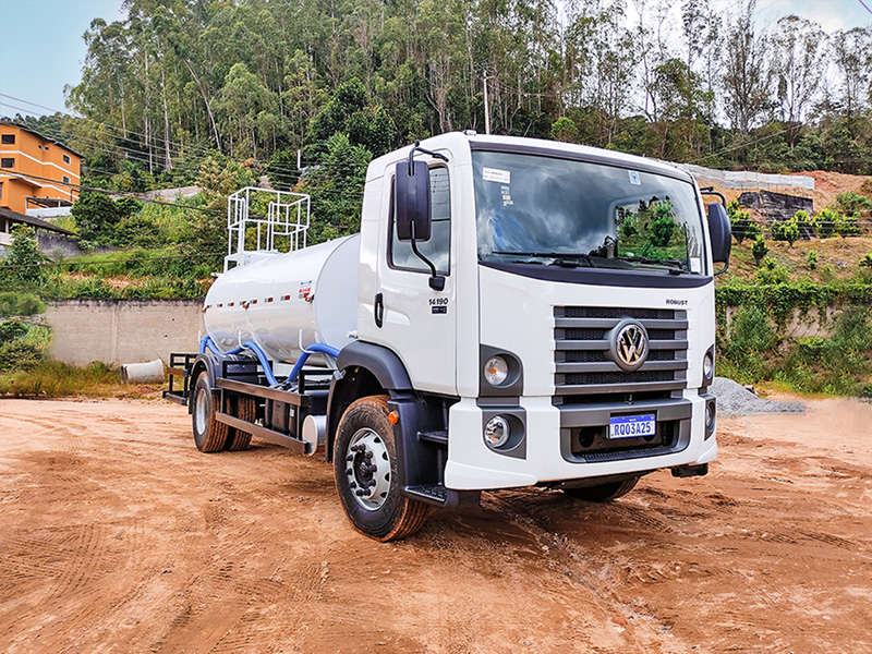 MP afasta servidores da Prefeitura de Icó por suspeita de fraude em contratos de caminhões-pipa