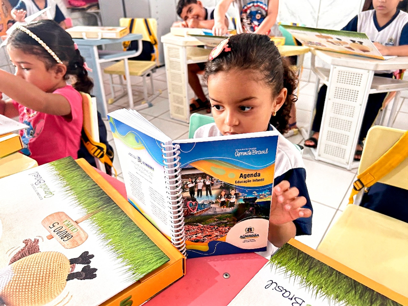 Altaneira avança e chega a 99% de crianças alfabetizadas na idade certa