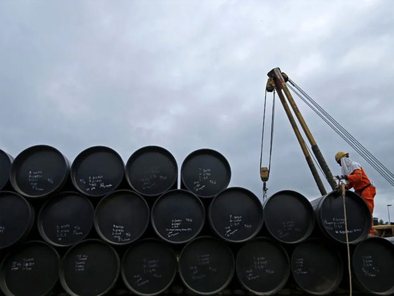 Preço do petróleo cai mais de 10% após reabertura do Estreito de Ormuz