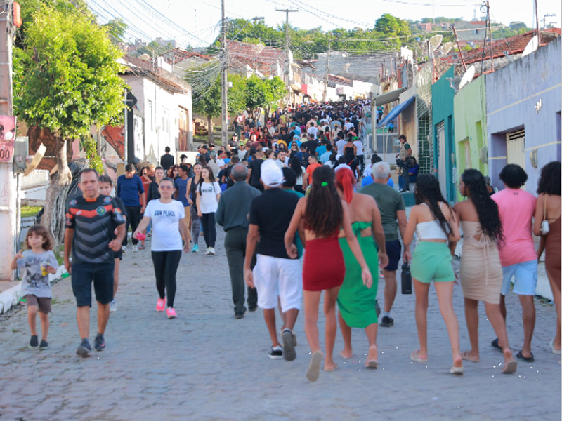 Juazeiro do Norte mantém proibição de bebidas alcoólicas na Colina do Horto durante a Semana Santa