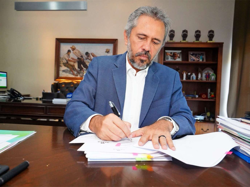 Governo do Ceará homologa concurso público para o cargo de socioeducador