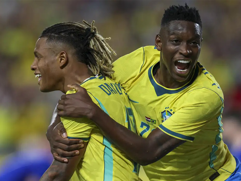 Brasil vence Croácia em amistoso e anima antes da convocação para a Copa do Mundo
