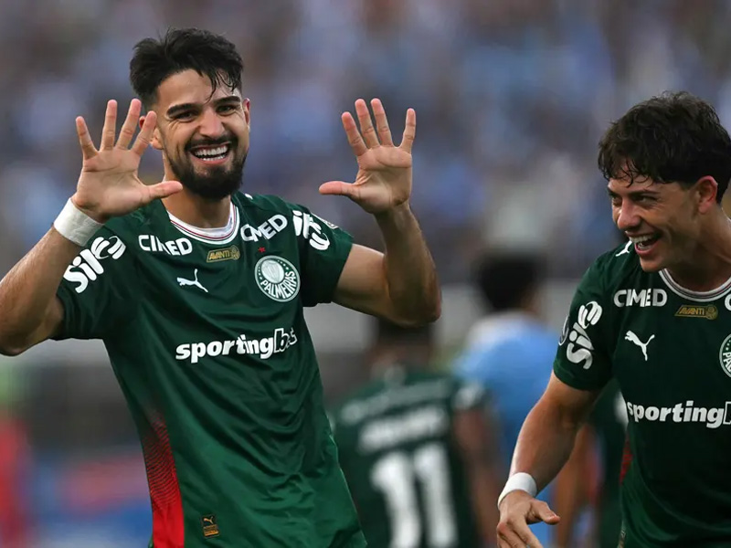Palmeiras vence Sporting Cristal fora de casa e assume liderança do grupo na Libertadores