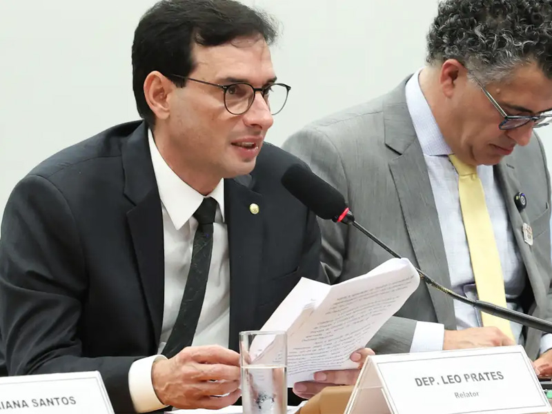 Relatório da PEC do fim da escala 6×1 prevê folga aos domingos e jornada de 40 horas
