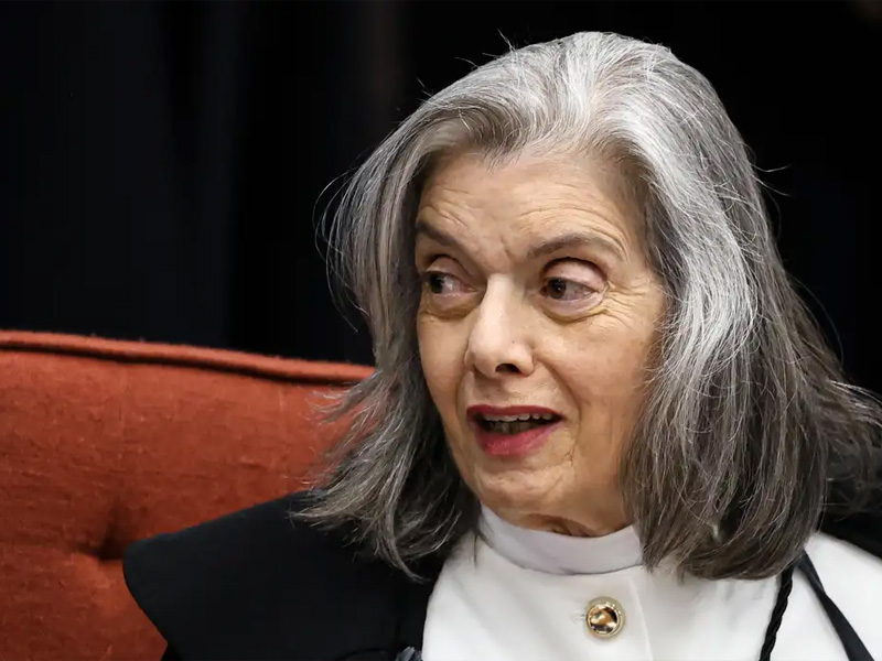 Cármen Lúcia vota contra flexibilização da Lei da Ficha Limpa no STF