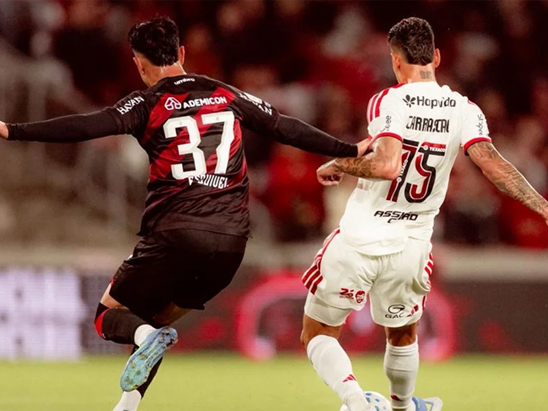 Flamengo empata com Athletico-PR e vê Palmeiras seguir isolado na liderança