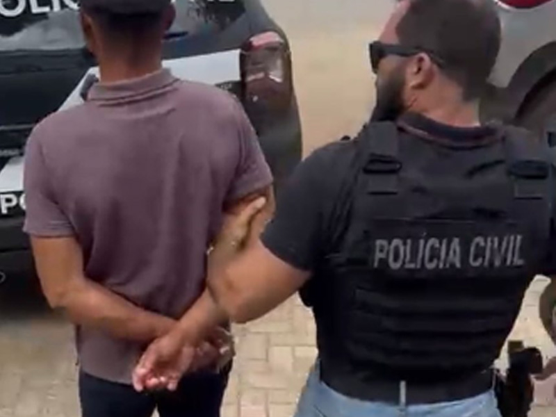 Vídeo: Polícia Civil prende em Juazeiro do Norte suspeito de assassinar e tocar fogo no corpo de homem no Pernambuco