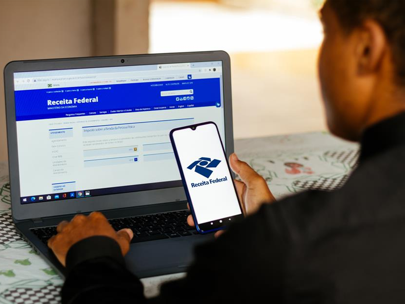 Receita abre consulta ao 1º lote da restituição do IR 2026 nesta sexta-feira (22); saiba como fazer
