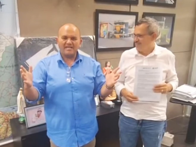 Prefeitura de Araripe anuncia convênio para recuperação de estradas em regiões rurais