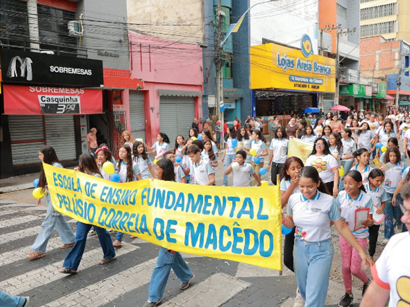 Juazeiro do Norte realiza caminhada do Maio Laranja em mobilização contra violência infantojuvenil
