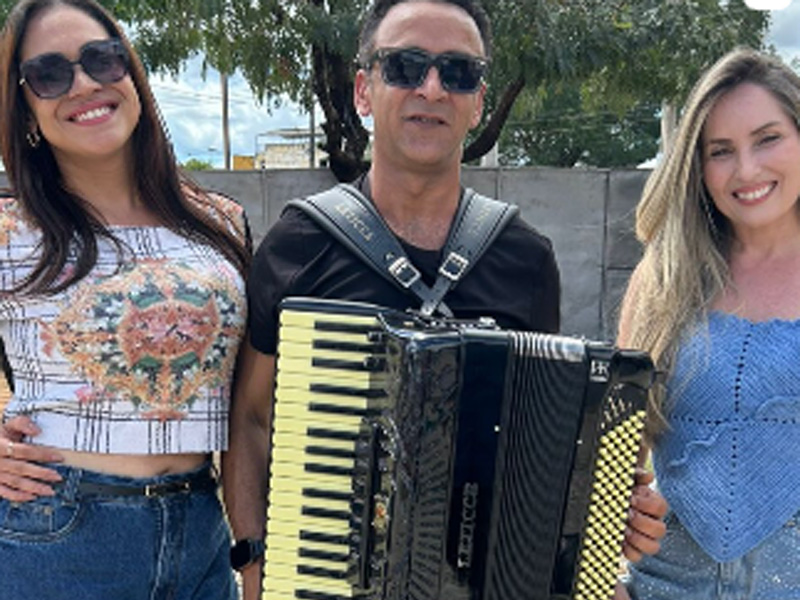 Vídeo: muito forró e animação com Erika Diniz, Stefanie Pontes e Ivanildo no “Mirandão Festeiro”