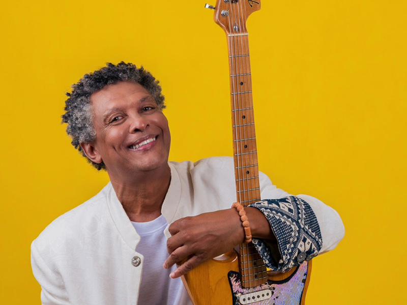 Centro Cultural do Cariri recebe espetáculo M’Afrika, do artista cabo-verdiado Mário Lúcio