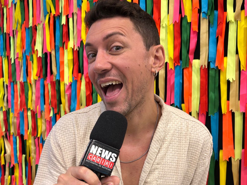 Vídeo: O Ator Denis Lacerda, a Drag Deydiane Piaf, fala sobre participação da Festa de Santo Antônio de Barbalha pelo projeto “Eh do Cariri”