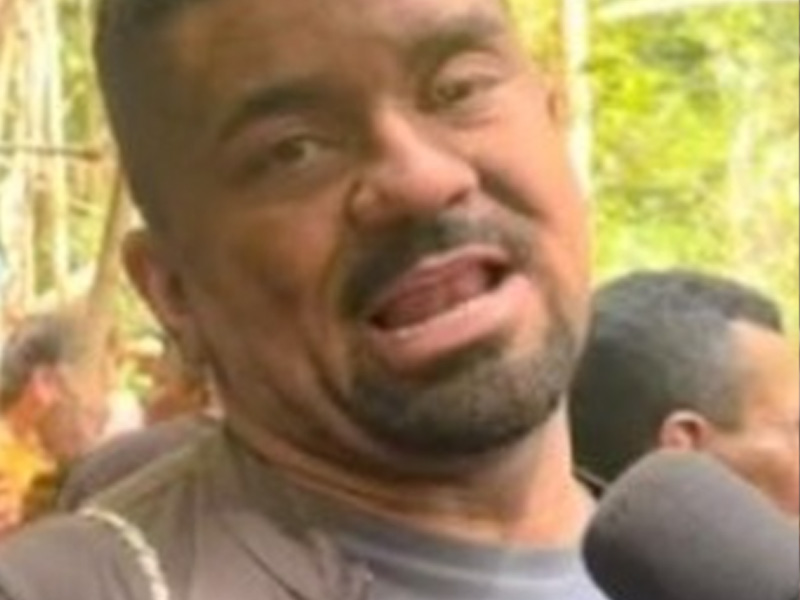 Vídeo: Juliana Shortinho se “batiza” no corte do Pau da Bandeira e fala das simpatias casamenteiras que já fez