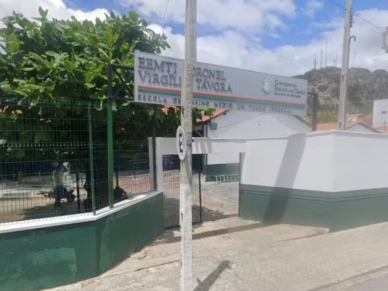 Aluno morre após ser atacado com estilete por colega em escola, no Ceará