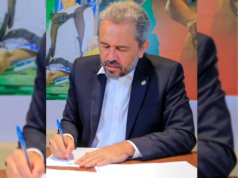 Governador Elmano anuncia pagamento da 5ª parcela dos precatórios do Fundef a professores sem vínculo