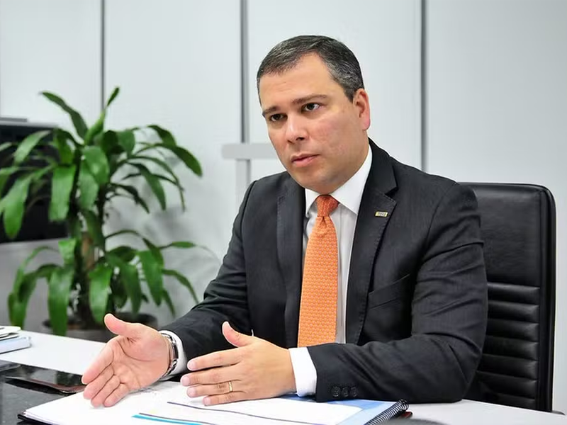 Ex-presidente do BRB avisa à PF que deve apresentar proposta de delação na próxima semana