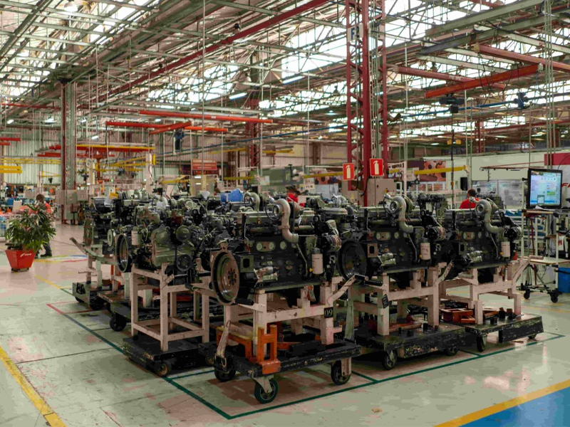 Indústria brasileira cresce 0,7% em abril e registra quarto mês consecutivo de alta