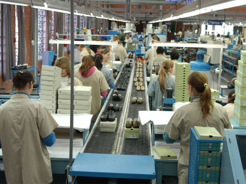 Mercado de trabalho formal cresce 3,6% e alcança 62,2 milhões de vínculos no país