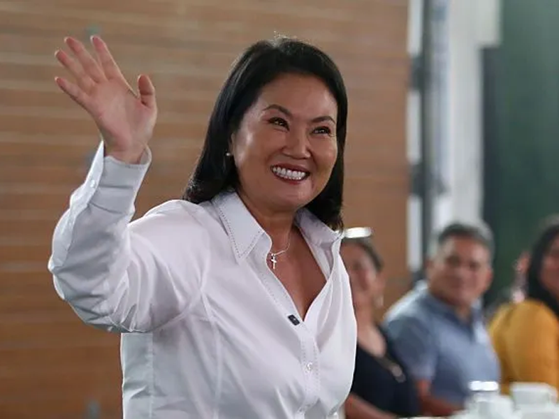 Keiko Fujimori abre vantagem irreversível e fica próxima da Presidência do Peru