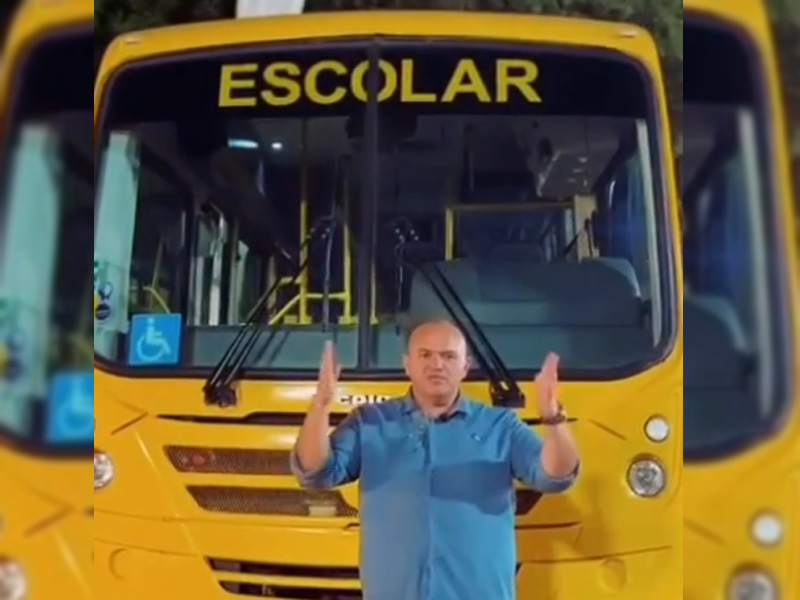 Araripe recebe novo ônibus escolar para reforçar transporte de estudantes da rede municipal