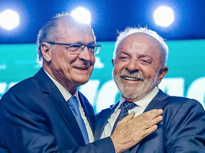 PSB oficializa Alckmin como vice e reforça apoio à reeleição de Lula
