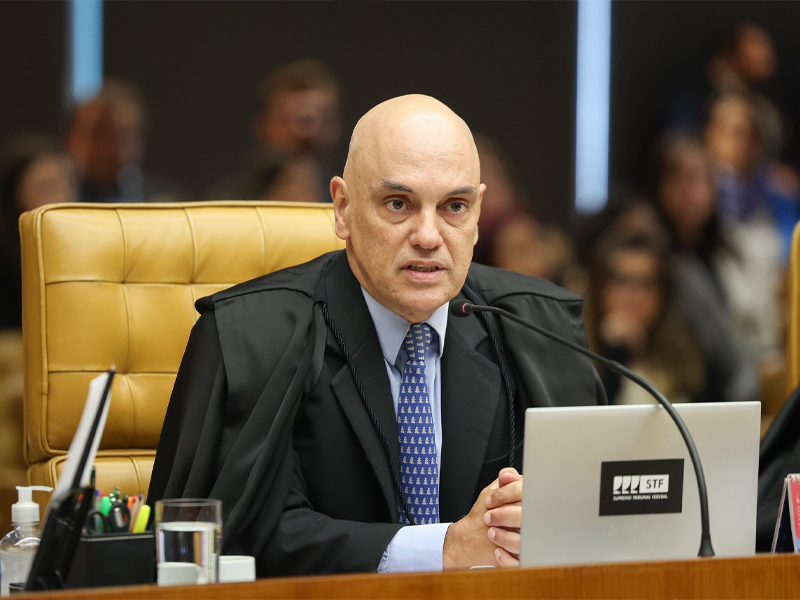 Moraes arquiva investigação contra Bolsonaro no caso da Abin Paralela