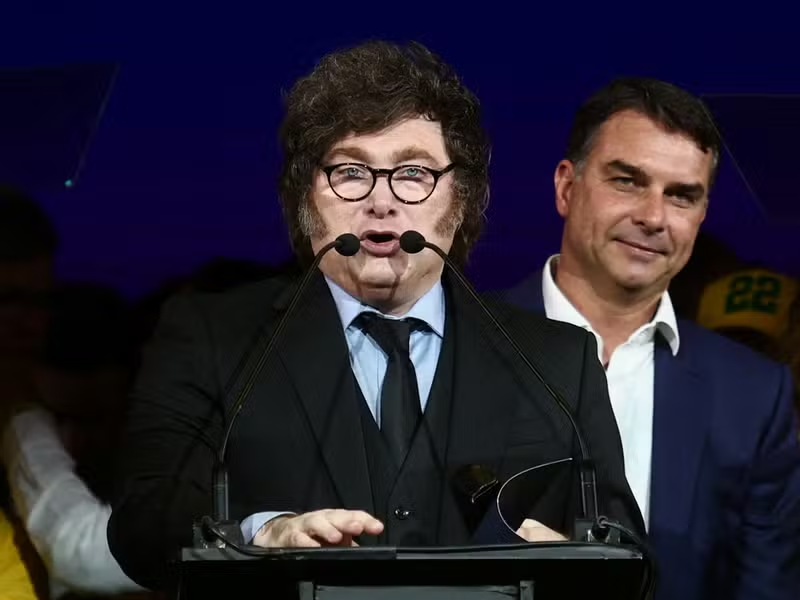 Itamaraty convoca embaixador após declarações de Milei contra Lula